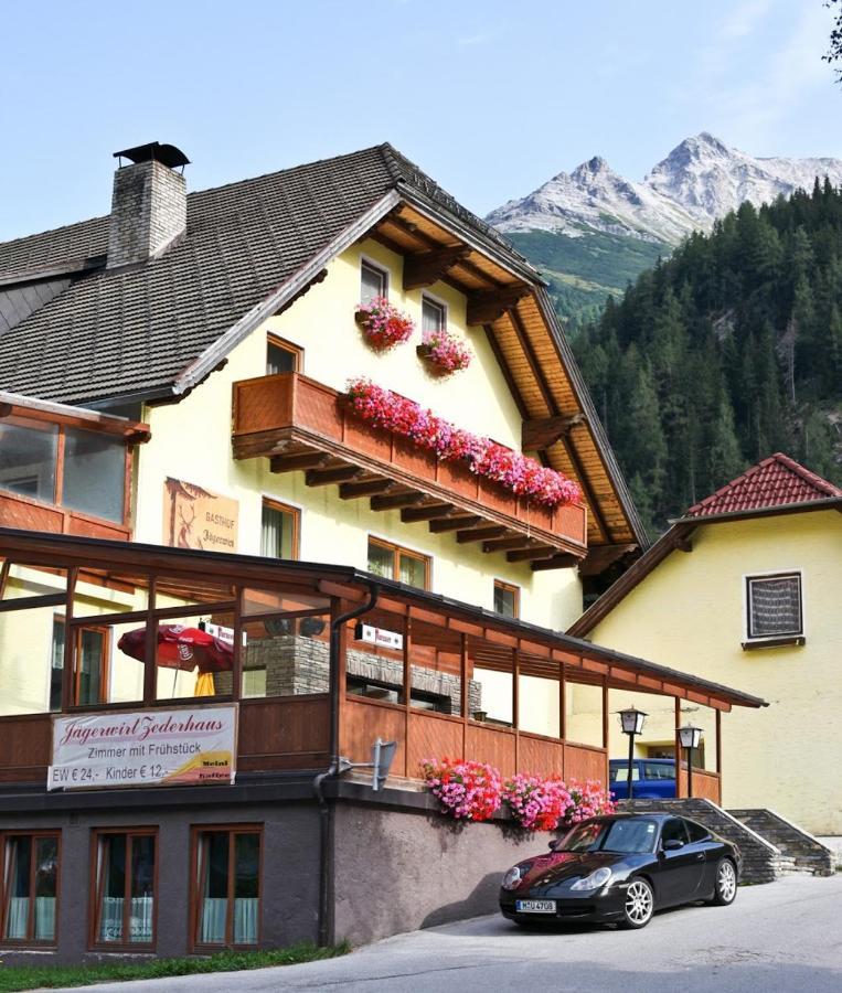 Gasthof Jaegerwirt ツェーダーハウス エクステリア 写真